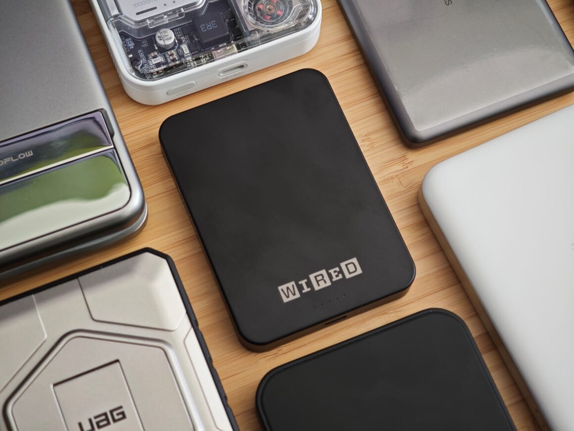 The Best MagSafe Power Banks for iPhone and Android, Plus Ones to Avoid