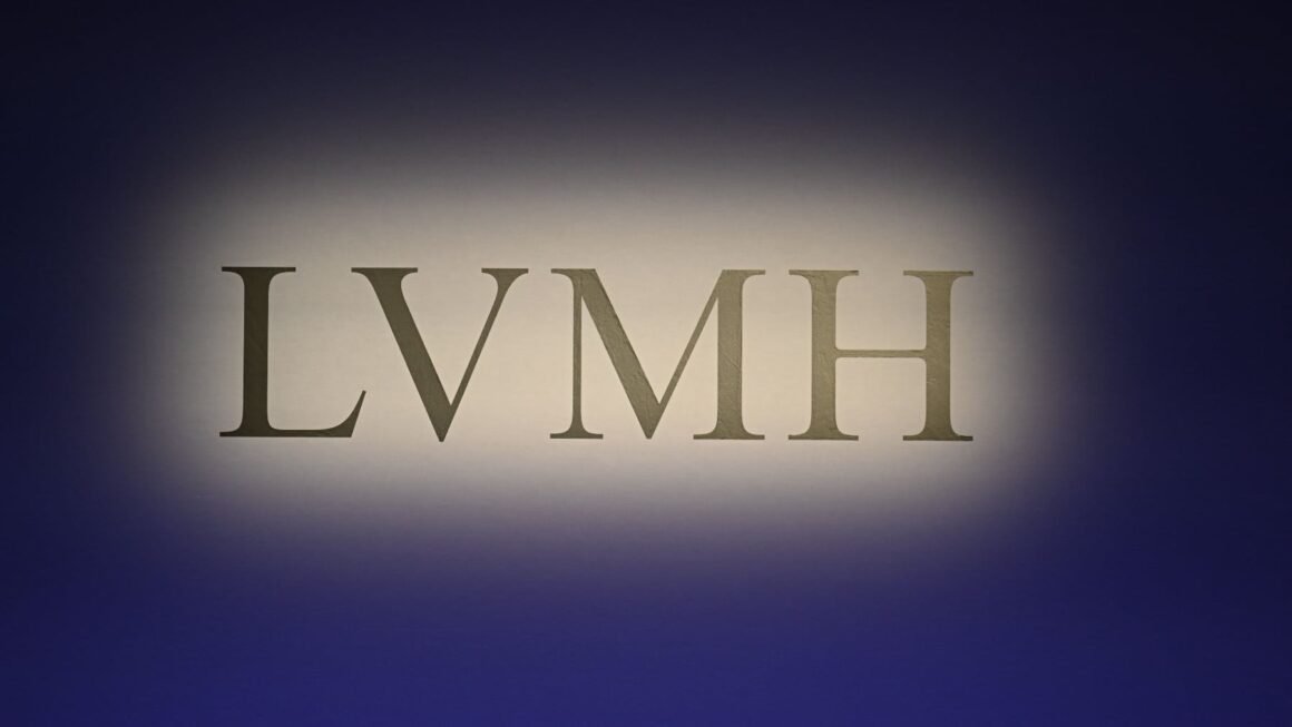LVMH Signed a Secret 2002 Pact to Buy Hermès Heir’s Shares. Now They’re Missing