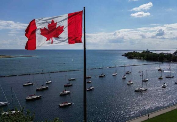 Canada seeks $1tn from investors looking for a haven from Trump